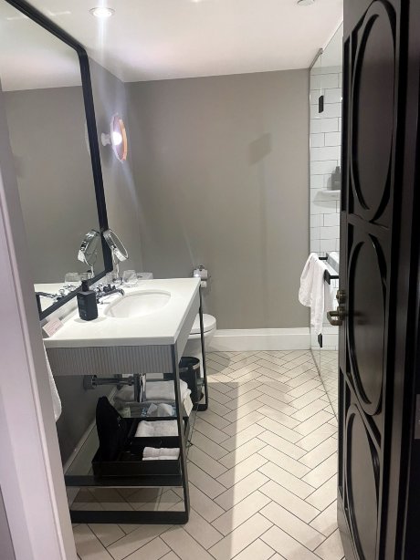 Mayfair Hotel Adelaide by IHG-浴室