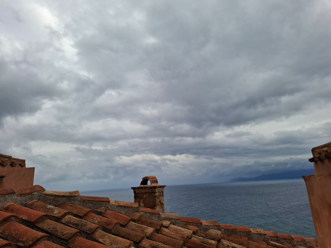 马尔瓦西亚堡垒酒店主图