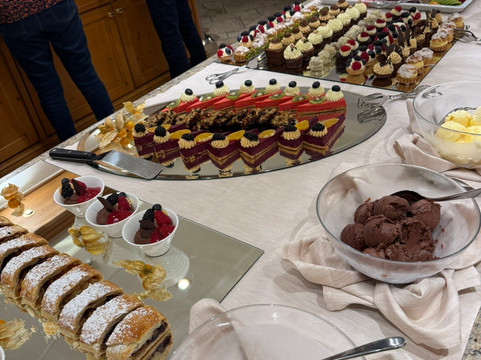 玛德琳酒店主图