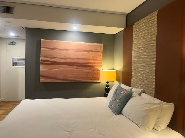 湖畔酒店及会议中心-官方