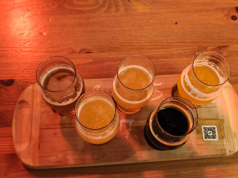 FIRST Craft Beer Brewery & Taproom-布达佩斯必去景点