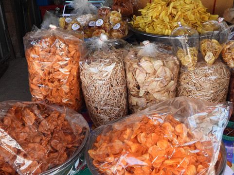 Sam Chuk Market-三出必去景点