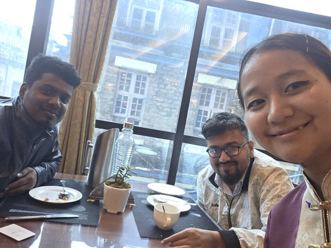 亚什什里杰酒店及宴会厅