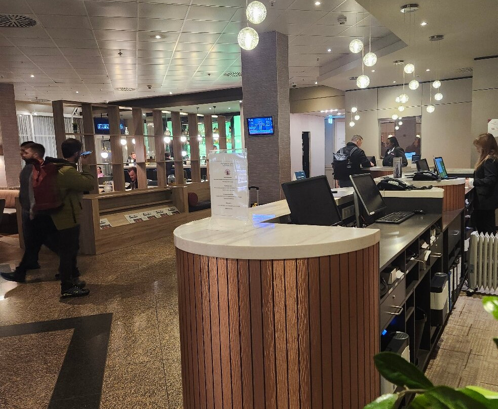 法兰克福国会皇冠假日酒店主图