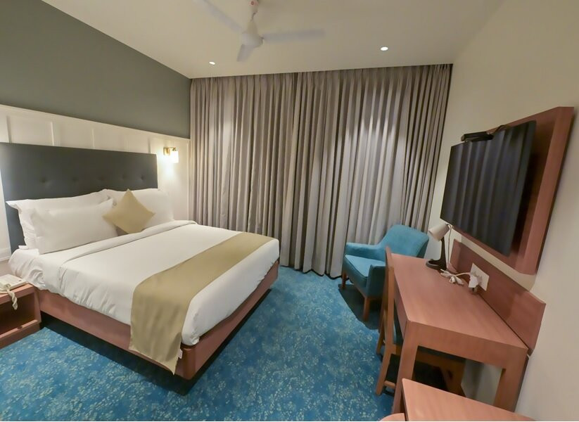 萨达南德酒店主图