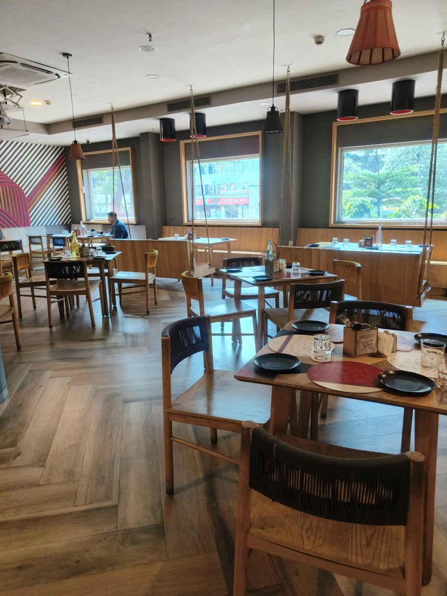 贾姆谢德布尔姜之栈酒店-官方