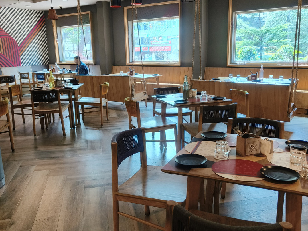 贾姆谢德布尔姜之栈酒店主图