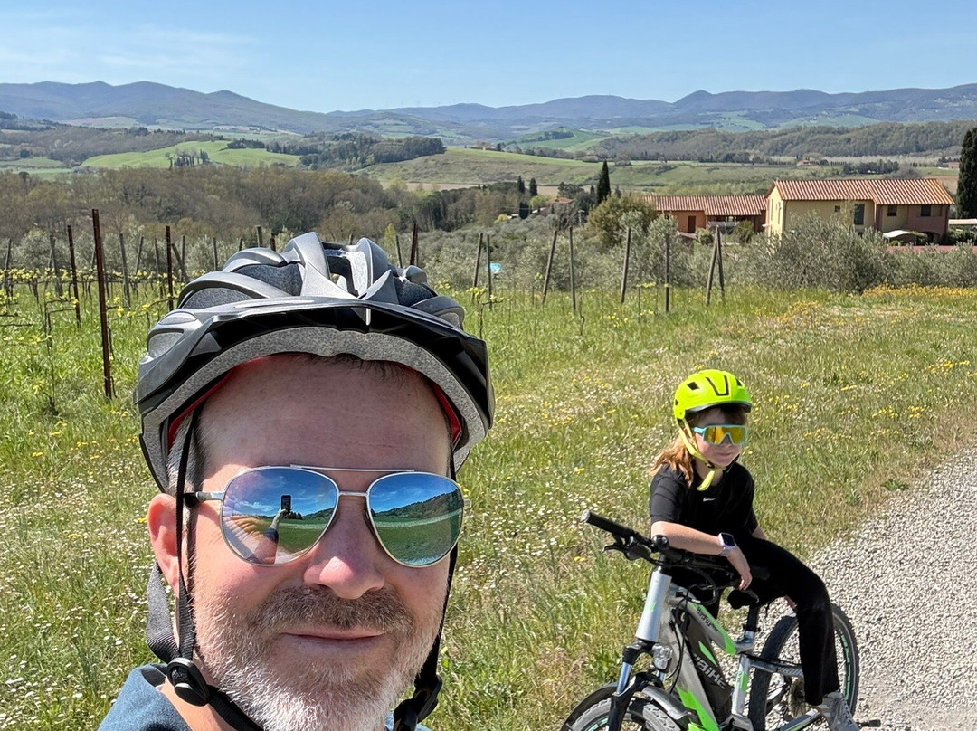 Biking Tuscany Tour-Peccioli必去景点