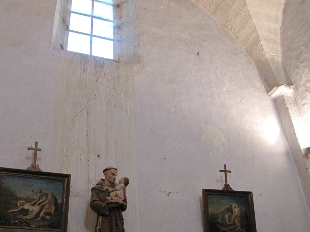 Eglise de Vic-Sainte-Anastasie必去景点