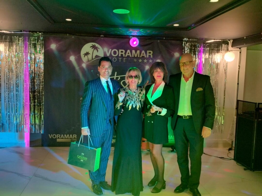 沃拉马尔酒店主图