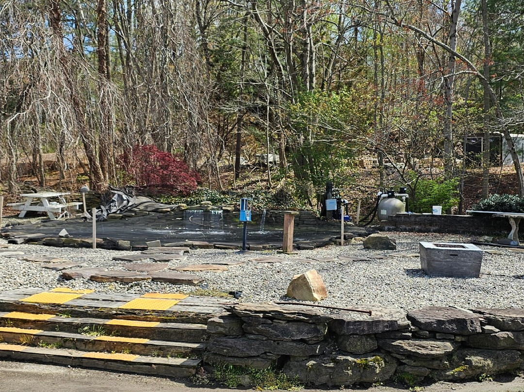 Hemphill's Garden & Aquatic Center-Fallston必去景点