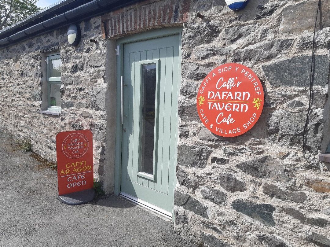 Caffi'r Dafarn / Tavern Cafe