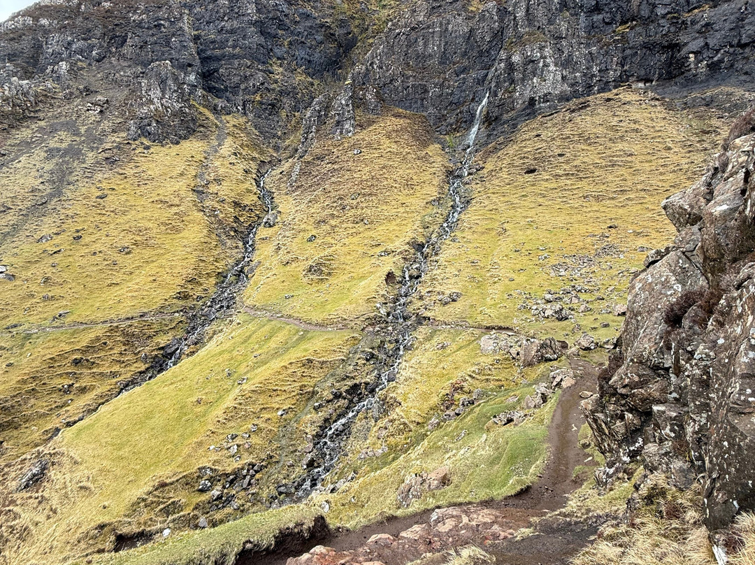 天空岛Quiraing峰-Portree必去景点