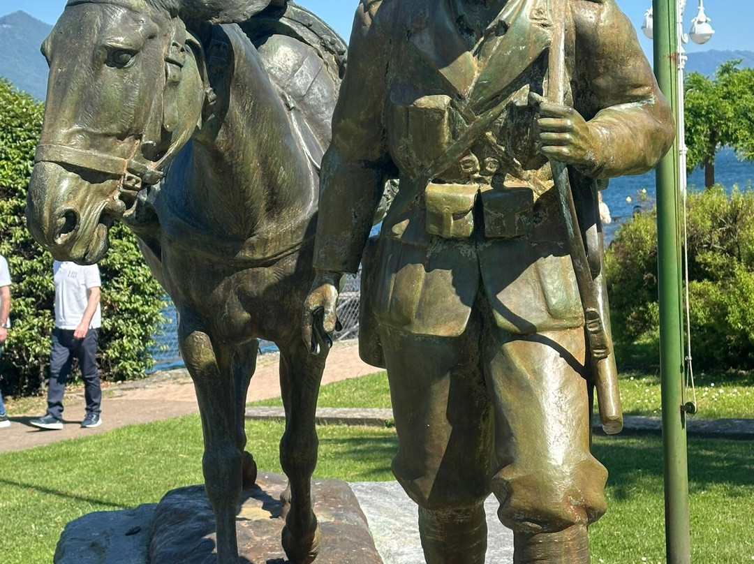 Monumento agli Alpini-斯特雷萨必去景点