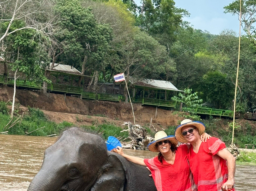 Bussadee Tour - Day Tours-山甘烹必去景点