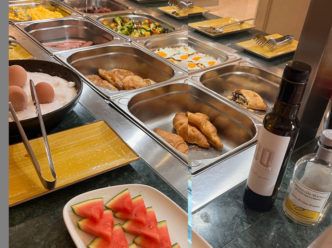 波皇宫酒店主图