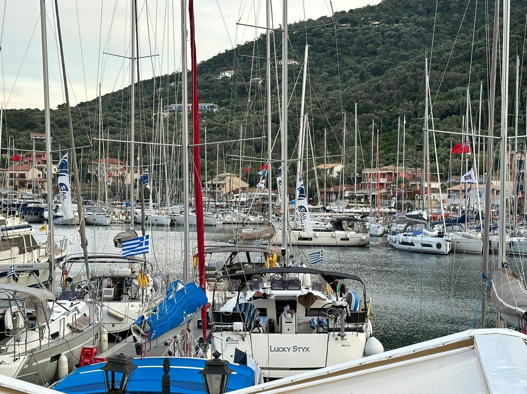 Sail Ionian Yacht Charter-莱夫卡扎必去景点