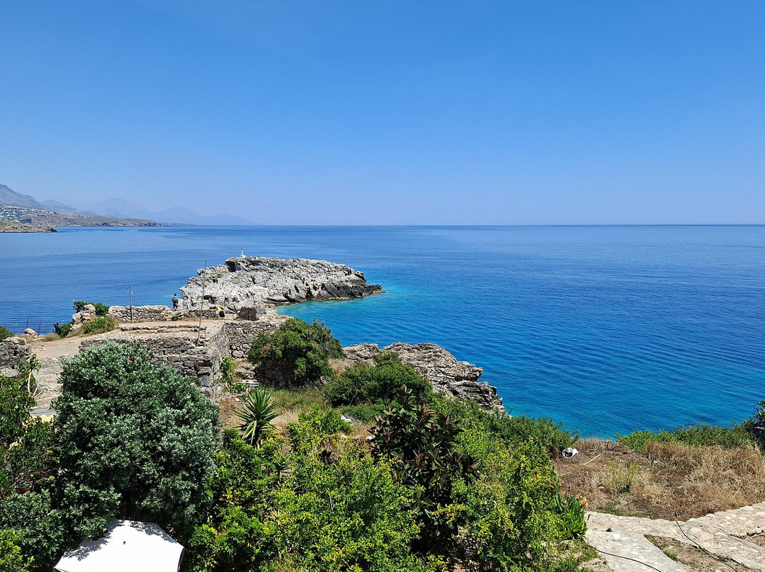Castella Loutro