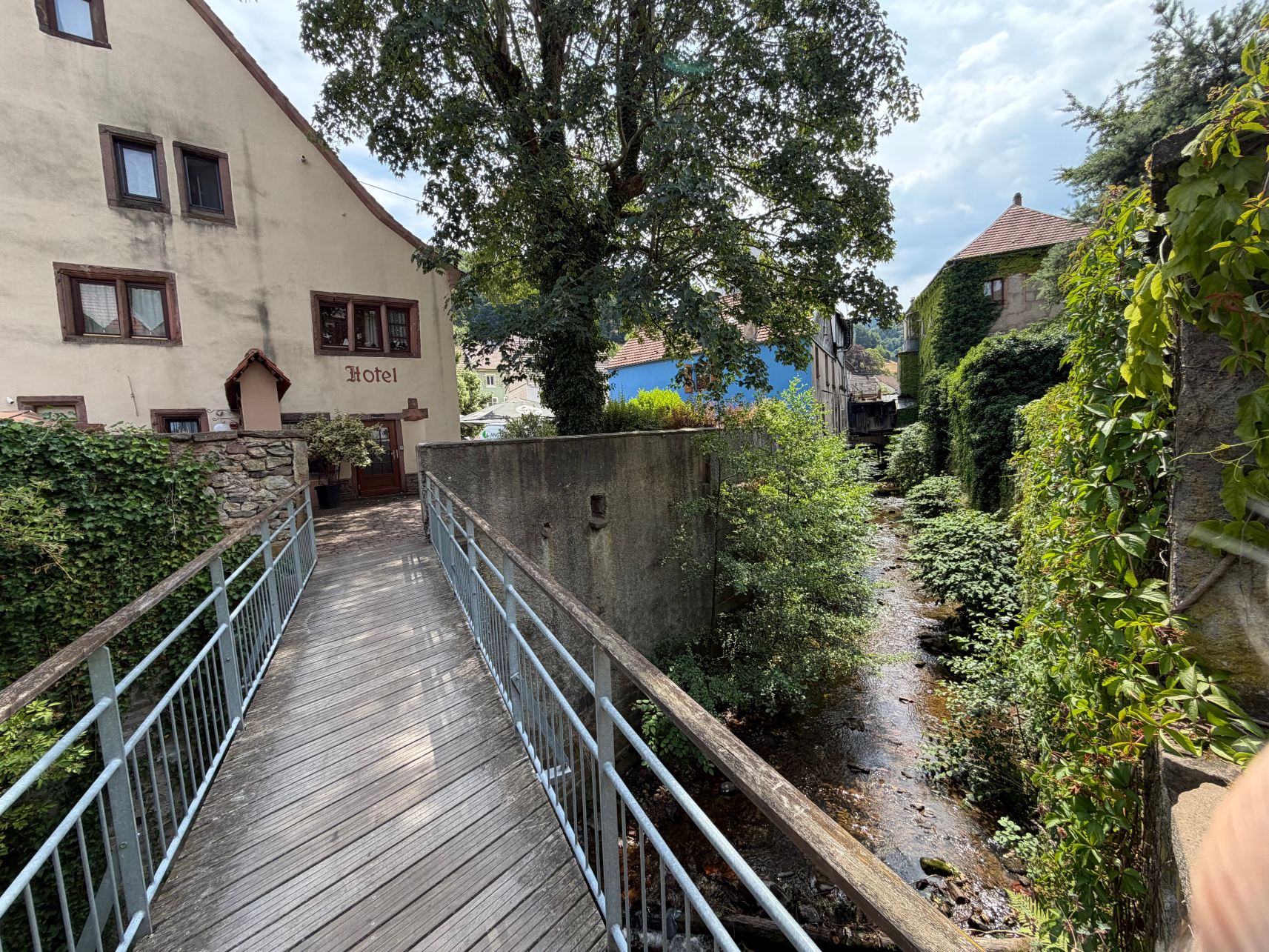 Chambres - Zimmer Wistub le PasSage-旅行者