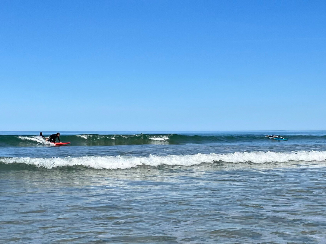 Island surf school-Le Grand-Village-Plage必去景点