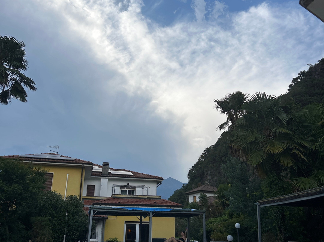 天堂旅馆主图