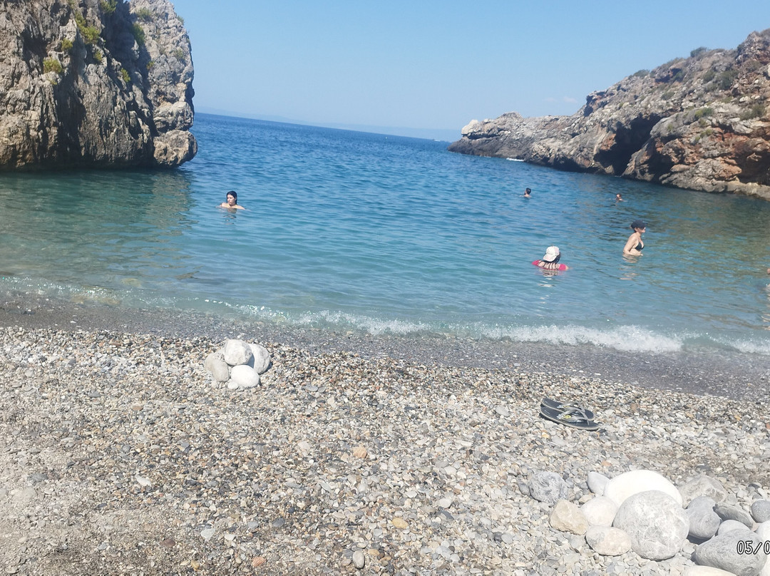 Foneas Beach-Kardamyli必去景点