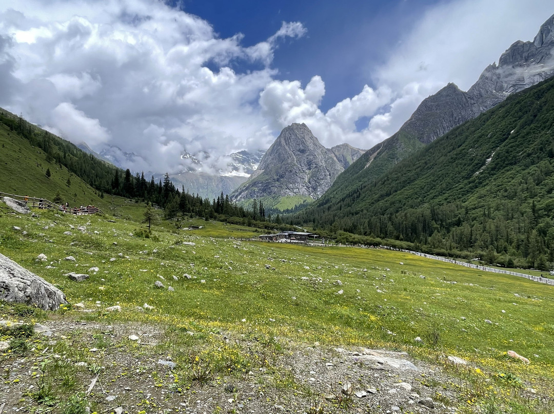 四姑娘山保护区-小金县必去景点