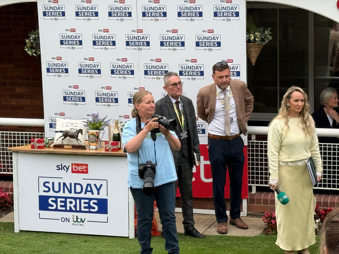 Pontefract Races-庞蒂弗拉克特必去景点