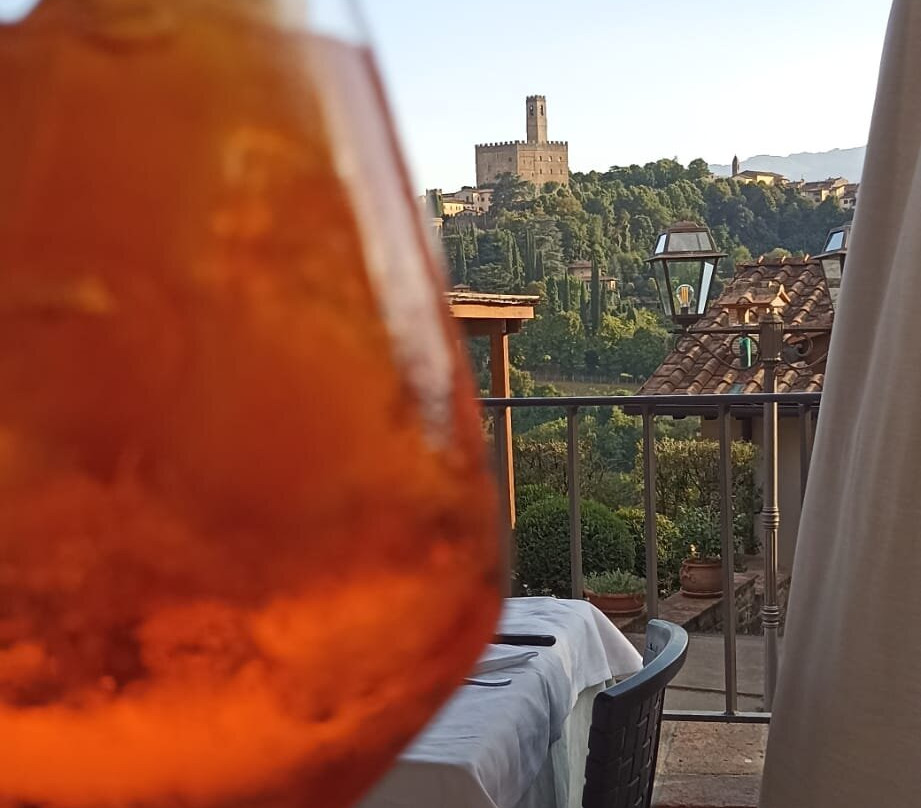 拉特罗瑟拉餐厅酒店主图