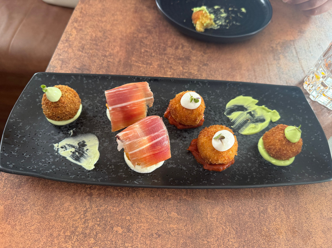 Sip27 Tapas & Wine Bar