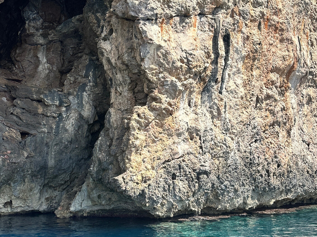 Rock and Water Mallorca-柳奇马约尔必去景点