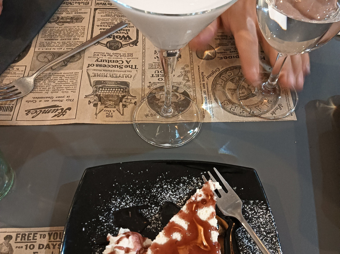 Metropolitan Pizza Kitchen Drink