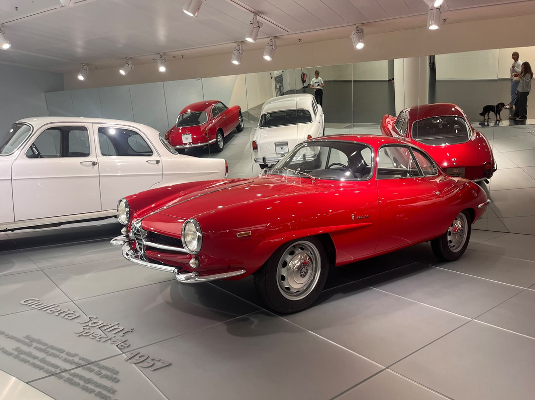 Museo  Alfa Romeo-阿雷塞必去景点