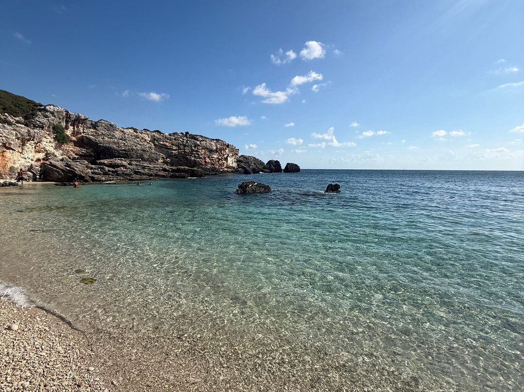Lagadakia Beach-凯法利尼亚岛必去景点