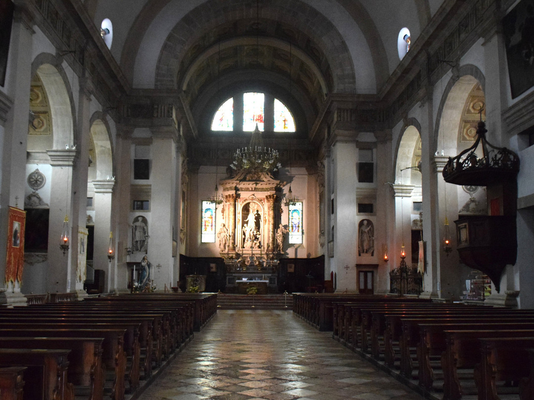 Chiesa Collegiata di Santa Maria Assunta-阿科必去景点