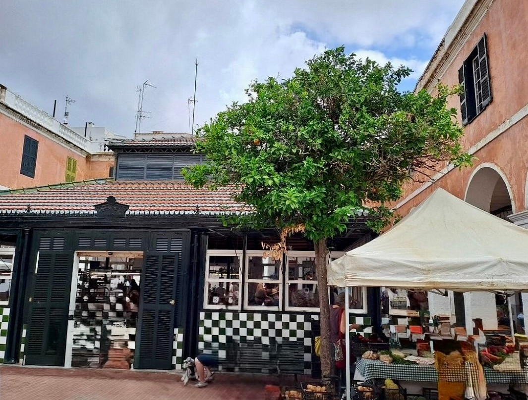 Mercado de Ciutadella-休达德亚必去景点