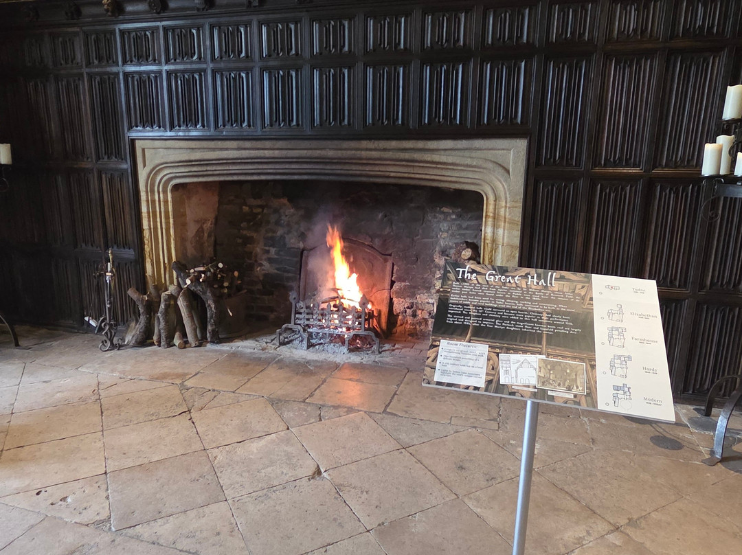 Athelhampton House and Gardens-多切斯特必去景点