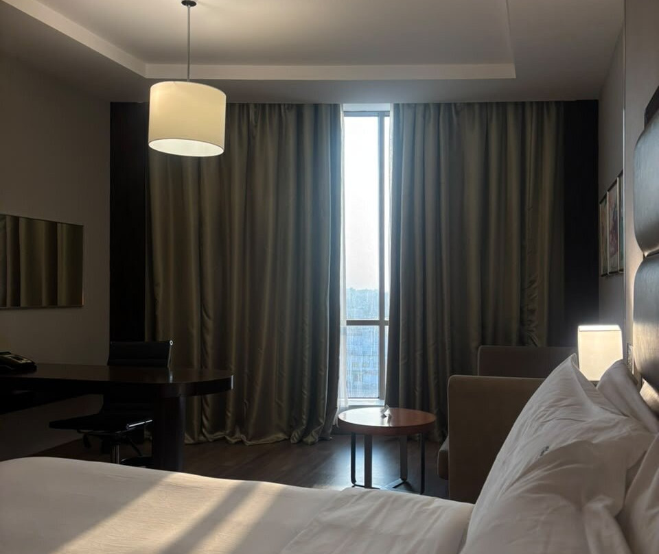 Holiday Inn 吉达，机场警区主图