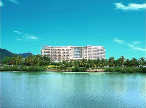 世纪山水酒店主图