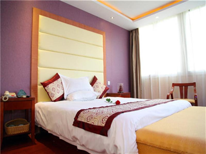 格林豪泰上海赤峰路地铁站商务酒店主图