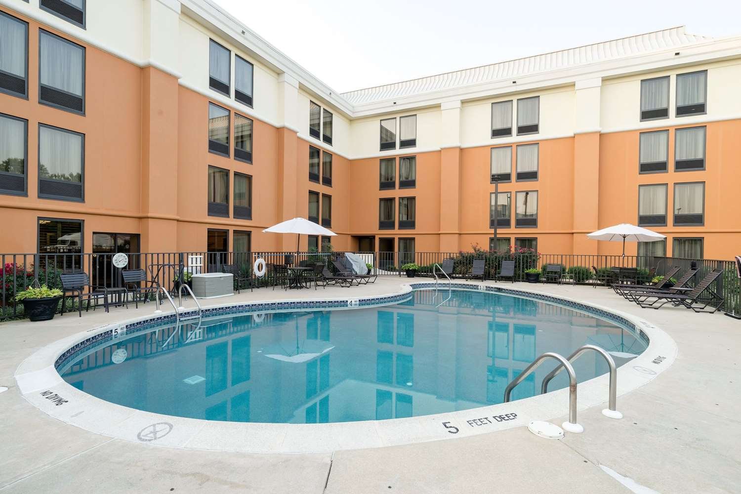Comfort Inn & Suites Newark - Wilmington-官方