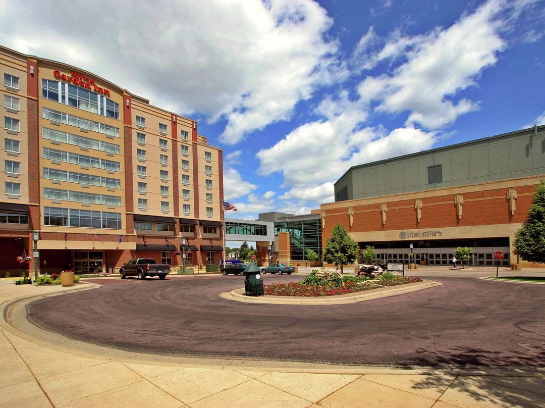 曼凯托市中心希尔顿花园酒店主图