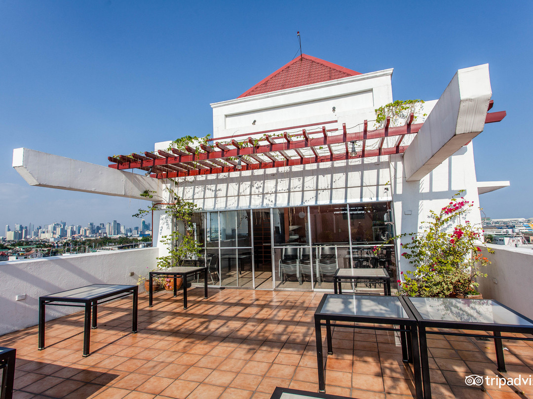 尼可尔斯机场酒店