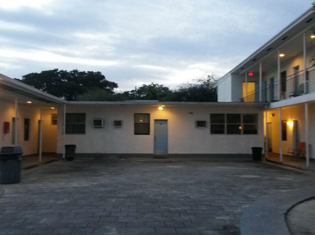 Miami Springs Inn