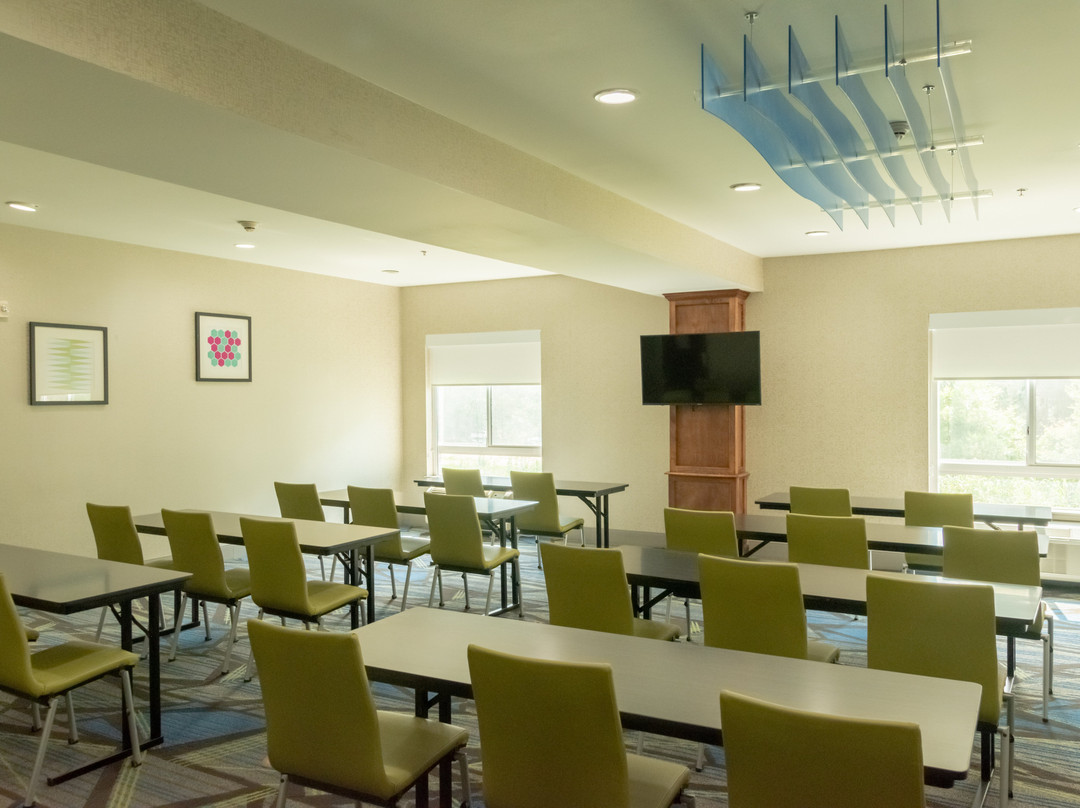 Holiday Inn Express & Suites Natchitoches By IHG主图