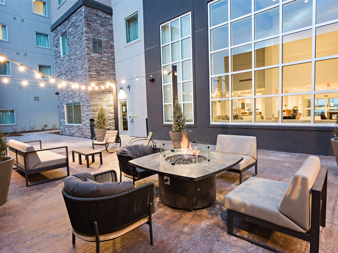 Eastlake酒店住宿-Staybridge Suites Denver North - Thornton by IHG