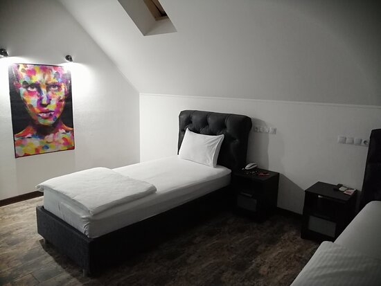 FreeDOM Premium Hotel-官方