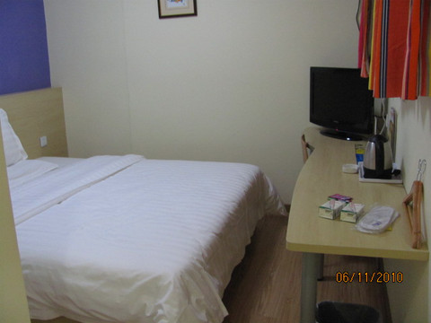 7天青岛汽车总站杭州路店主图