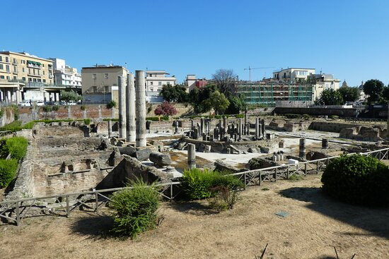 Macellum (Temple of Serapis)景点图片
