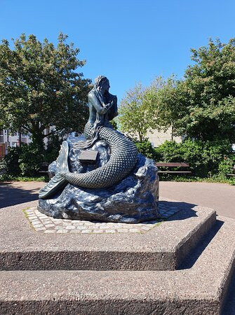Black Rock Mermaid Statue-New Brighton必去景点